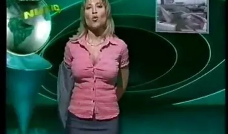 مرد روی صورت بلوند فوق العاده داستان سکسی با عکس زیبا السا ژان می پرد