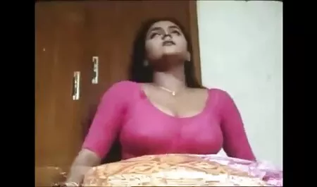 دختر شهوت انگیزه از خواب عکس سکس با خاله پدر را بیدار کرد