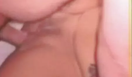 از blowjob منفعل با یک ﻿عکس سکسی داستانی خروس بزرگ و ضخیم رفتار می کند