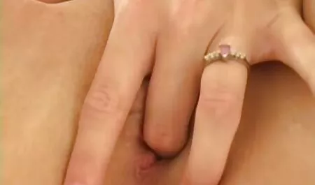 سه دختر و پسر با هم رابطه دانلودعکس ازکوس جنسی دارند
